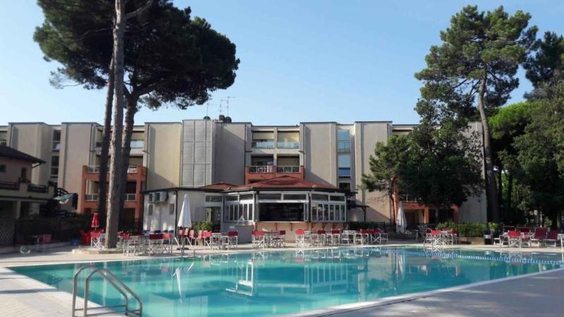 Hotel & Residence Poggio dei Pini - Genel