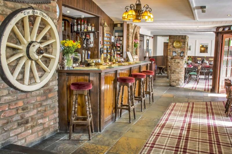 The Oakwheel - Lobi