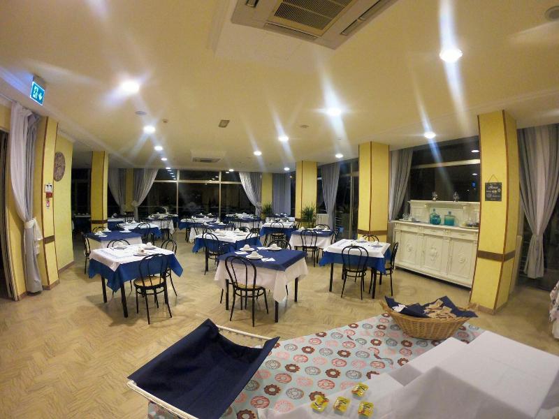 Half Moon - Restoran