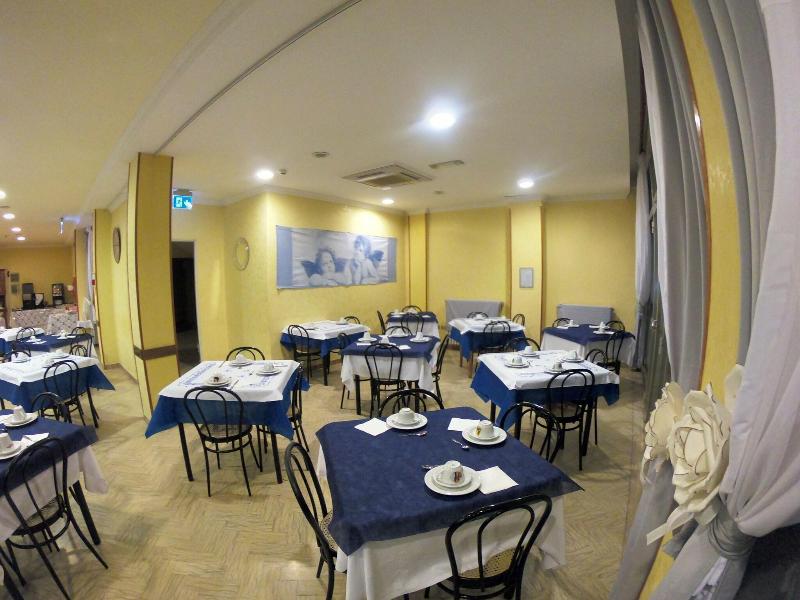 Half Moon - Restoran