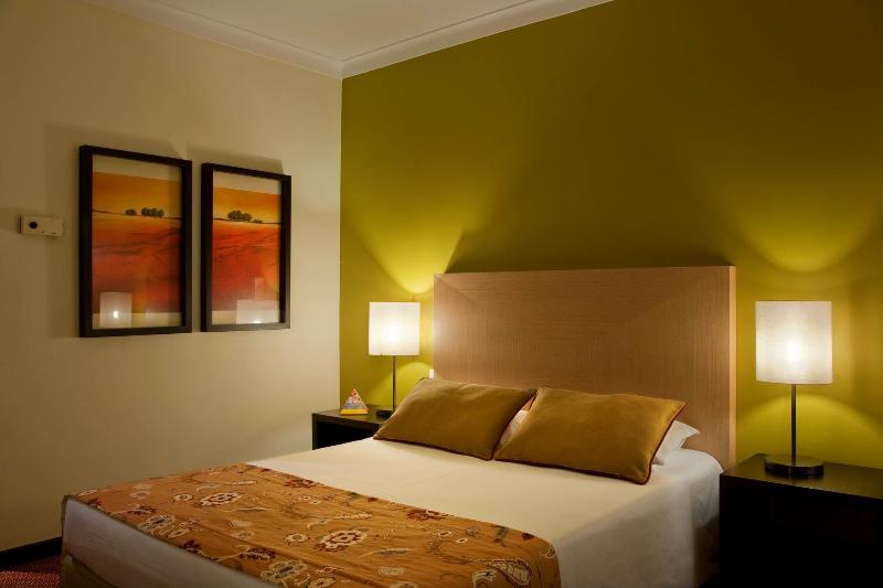 Evora Hotel - Oda