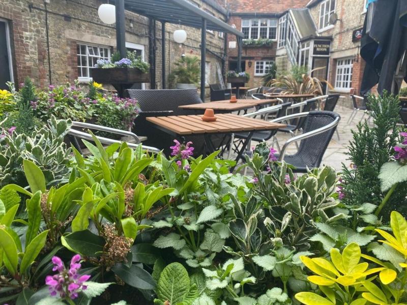 The Old Bell Inn - Genel