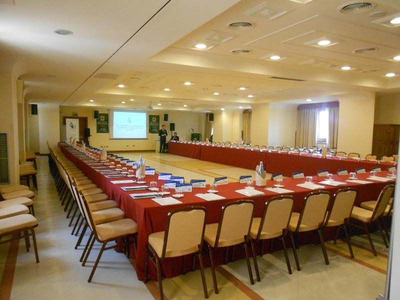 Uliveto Principessa Park - Toplantı