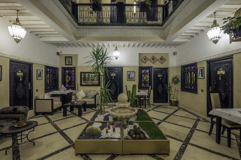 Riad Nesma - Aktivite