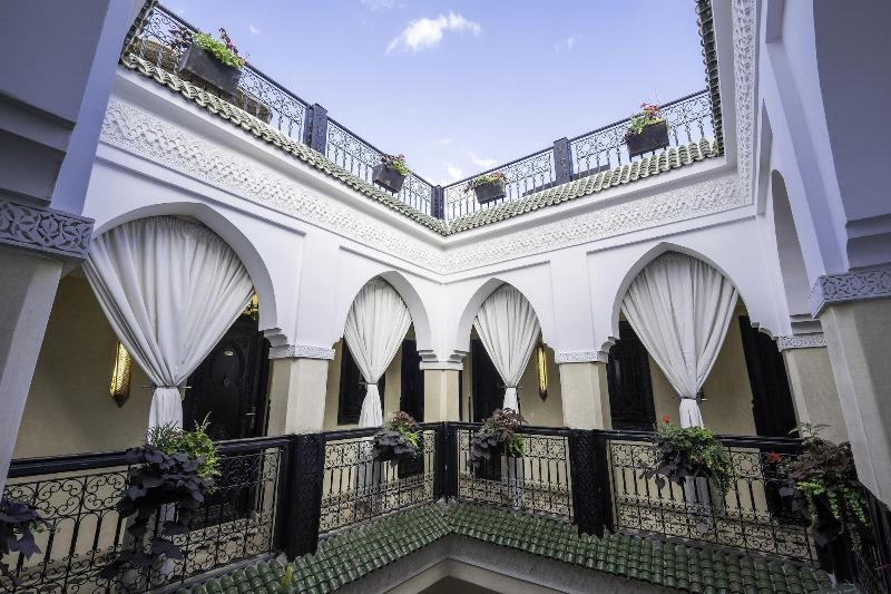 Riad Nesma - Aktivite