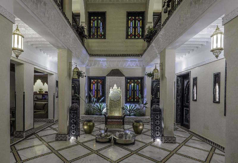 Riad Nesma - Genel