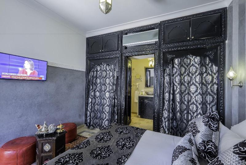 Riad Nesma - Oda