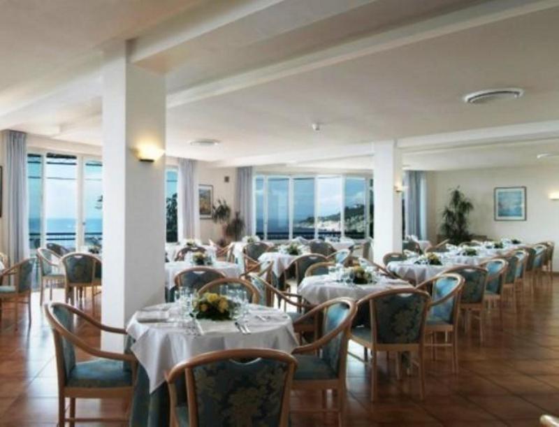 Piccolo Paradiso - Restoran