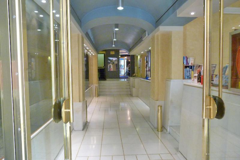 Centrale Byron - Lobi