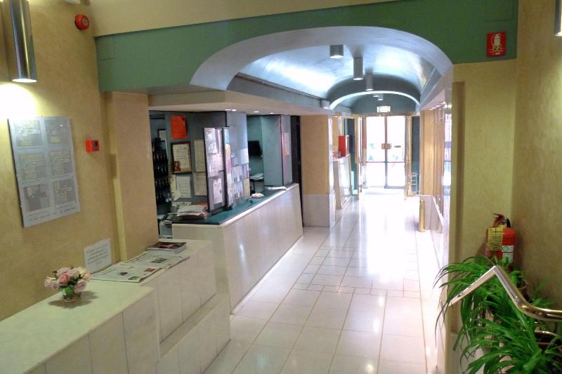 Centrale Byron - Lobi