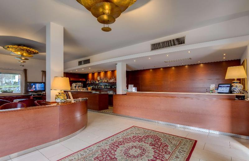 Best Western Hotel Nuovo - Lobi