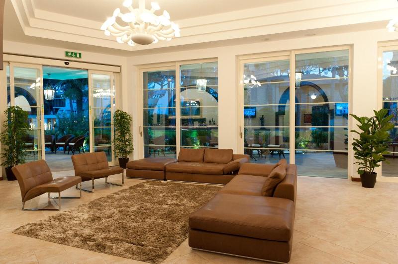 Belvedere - Bar