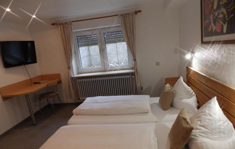 H41 Inn Hotel Garni Freiburg - Oda