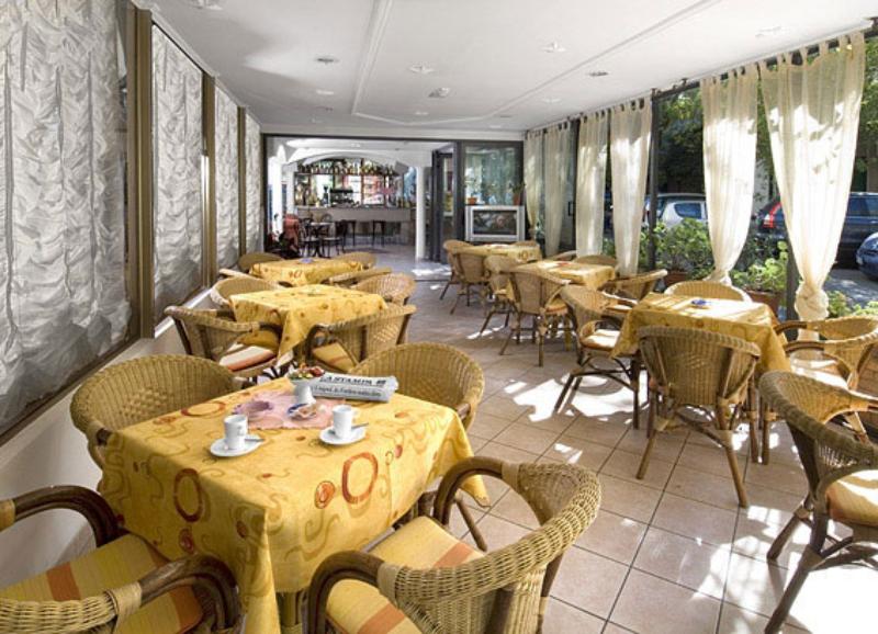 Alfredo's - Restoran