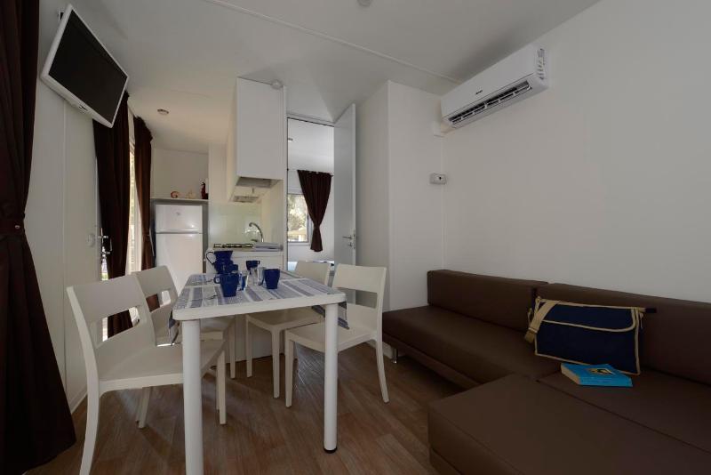 Baia Domizia Camping Village - Oda