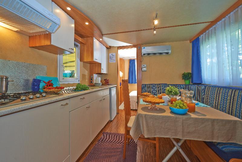 Baia Domizia Camping Village - Oda