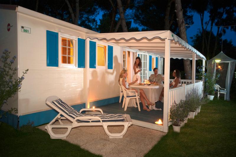 Baia Domizia Camping Village - Oda