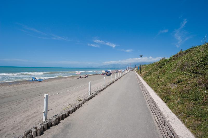 Baia Domizia Camping Village - Plaj