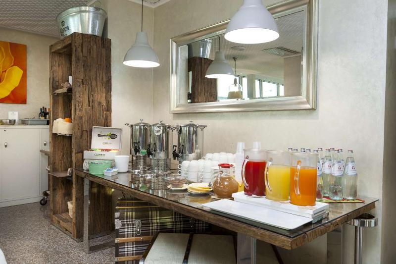 Best Western Maison B Hotel - Genel