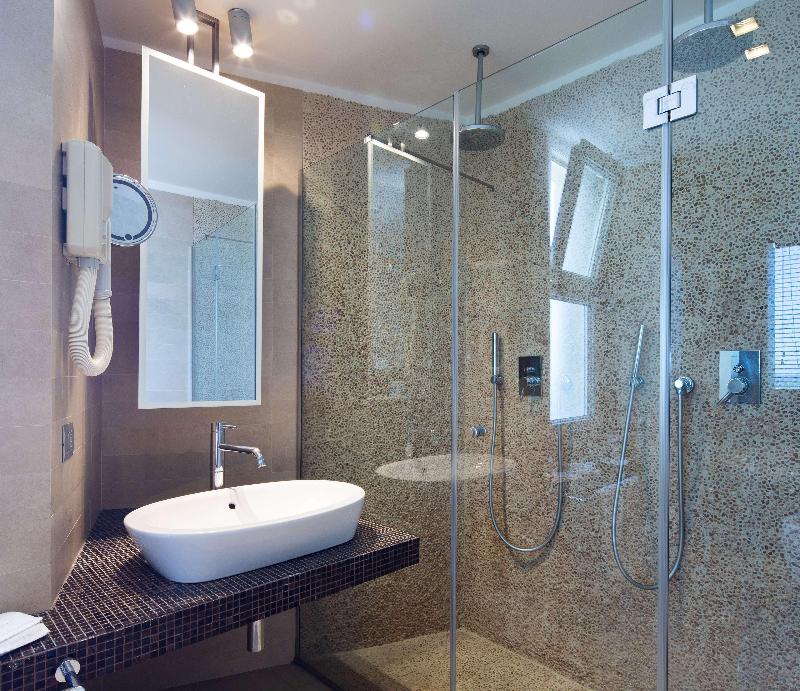 Best Western Maison B Hotel - Genel