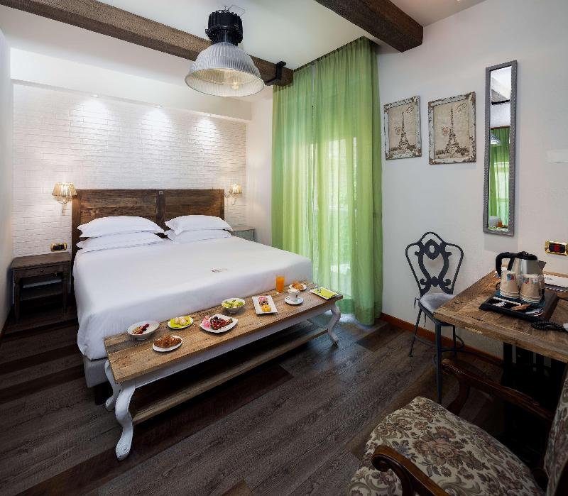 Best Western Maison B Hotel - Oda