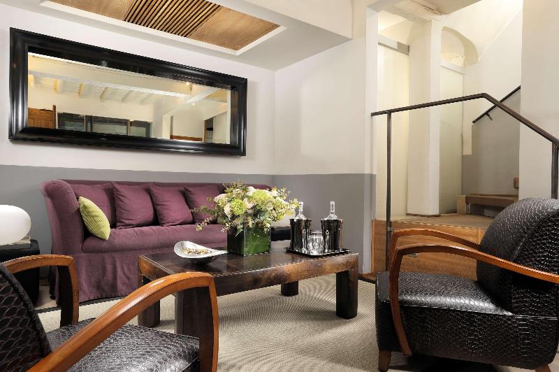 Mario de Fiori 37 Luxury Suites - Oda