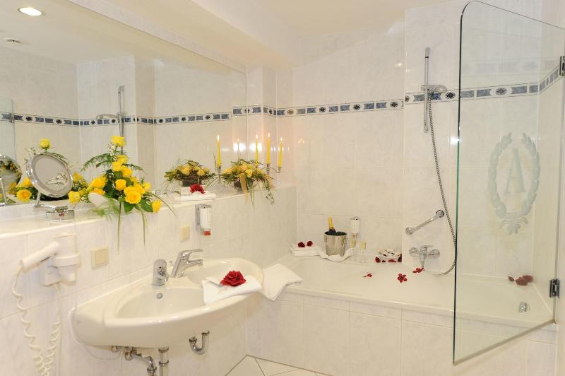 Rugard Strandhotel - Oda
