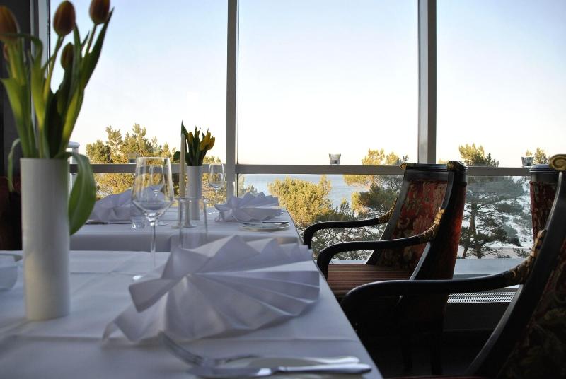 Rugard Strandhotel - Restoran