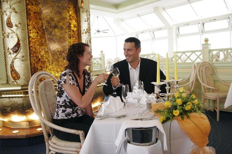 Rugard Strandhotel - Restoran