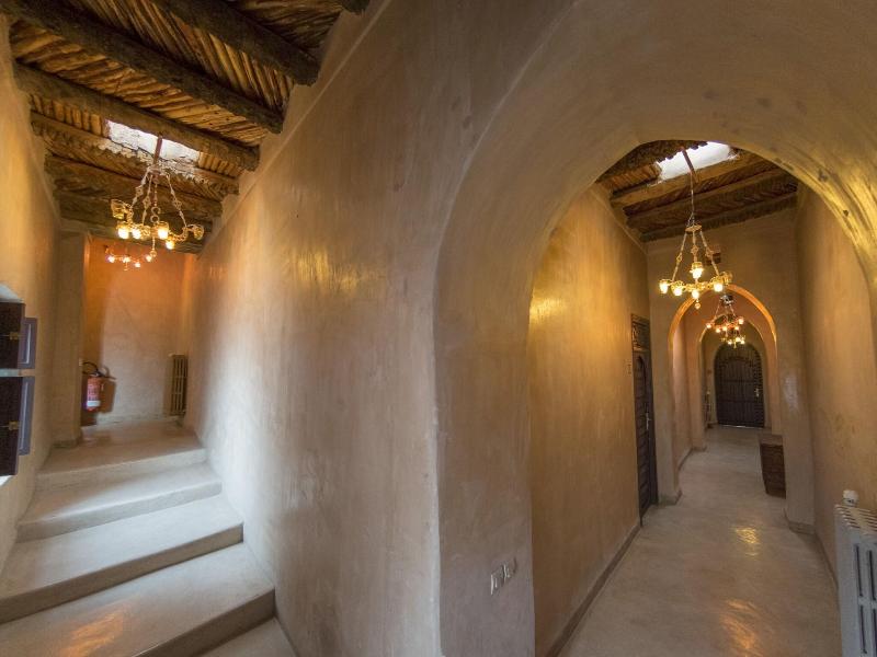 Caravanserai - Lobi