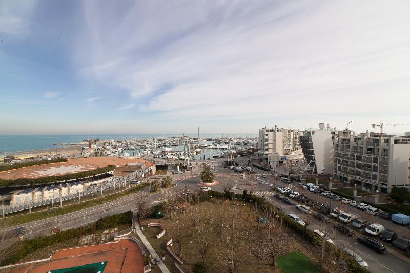 St. Gregory Park - Oda