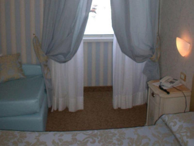 Grand Hotel Menaggio - Oda