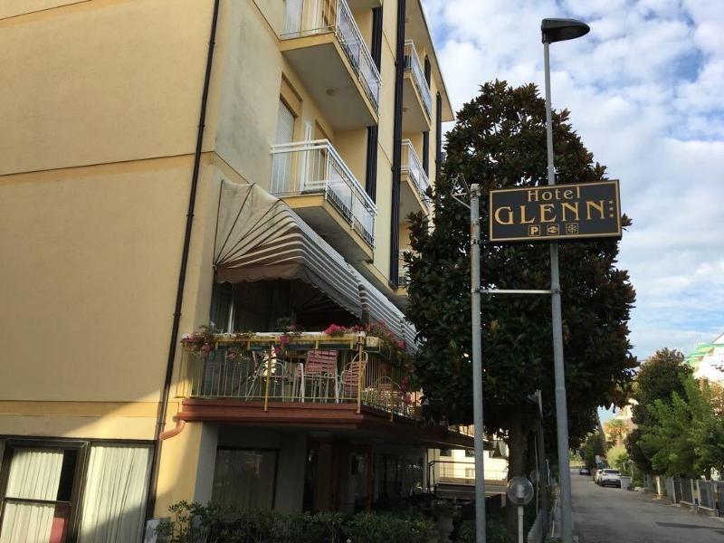 Glenn - Genel