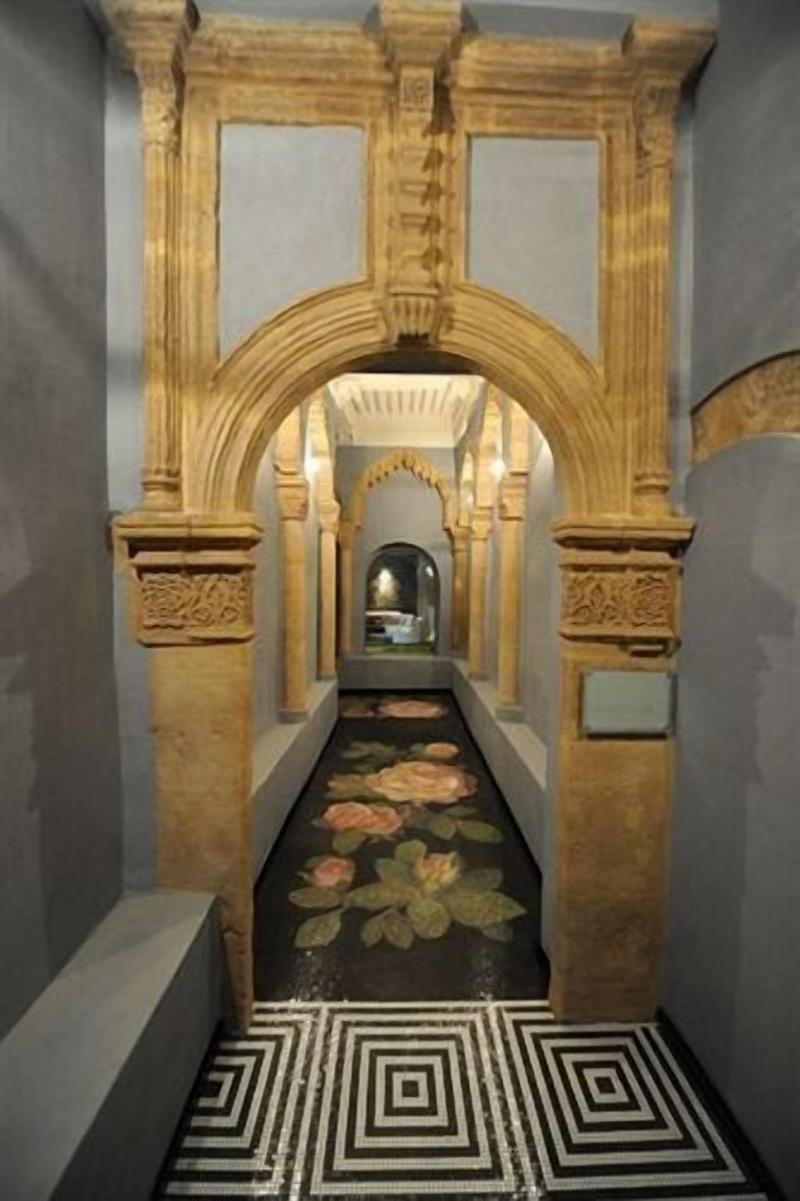 L'Alcazar - Lobi