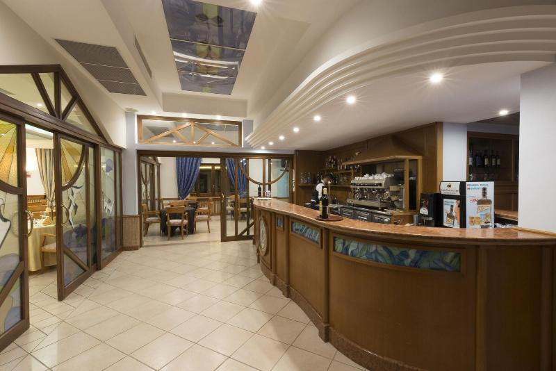 Calabrisella - Bar