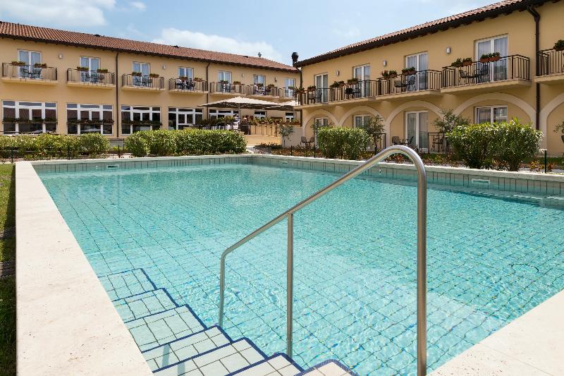Leonardo Hotel Lago di Garda – Wellness and Spa - Havuz
