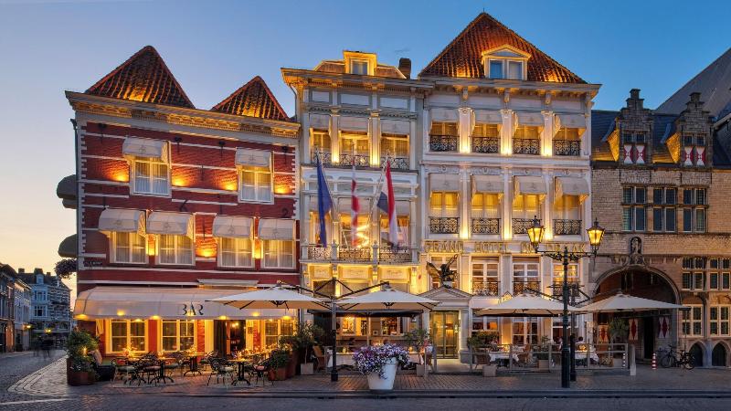 Grand Hotel en Résidence De Draak - Genel