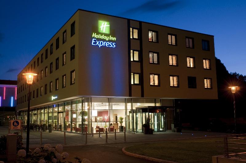 Holiday Inn Express Singen - Genel