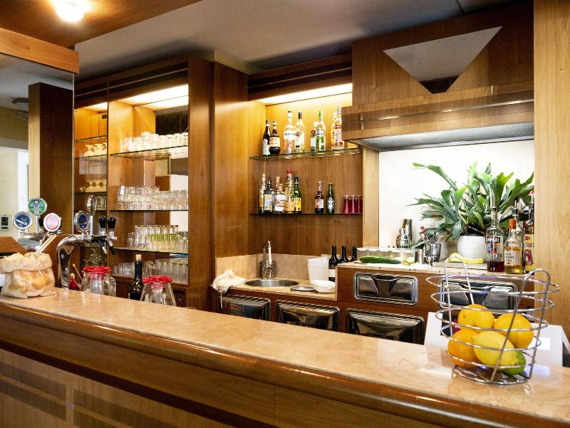 Montecarlo - Bar