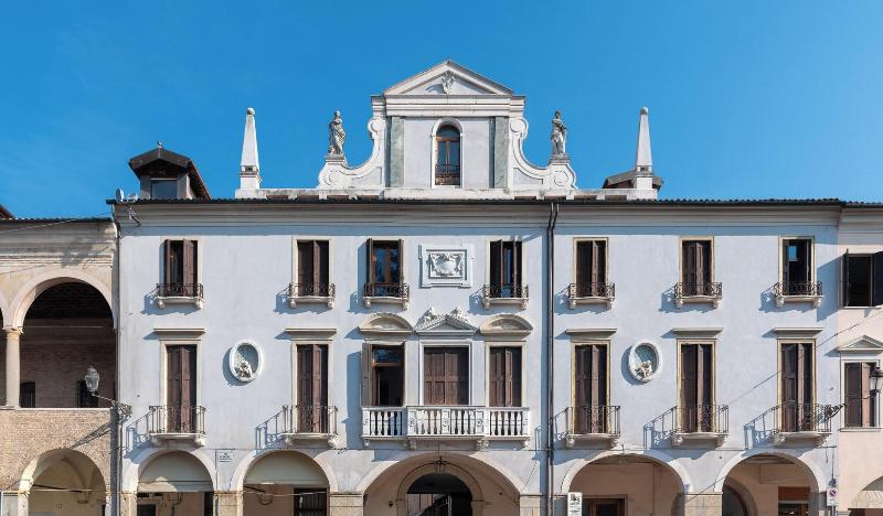 Casa del Pellegrino - Toplantı