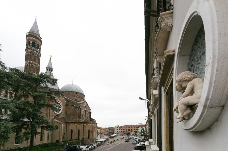 Casa del Pellegrino - Genel