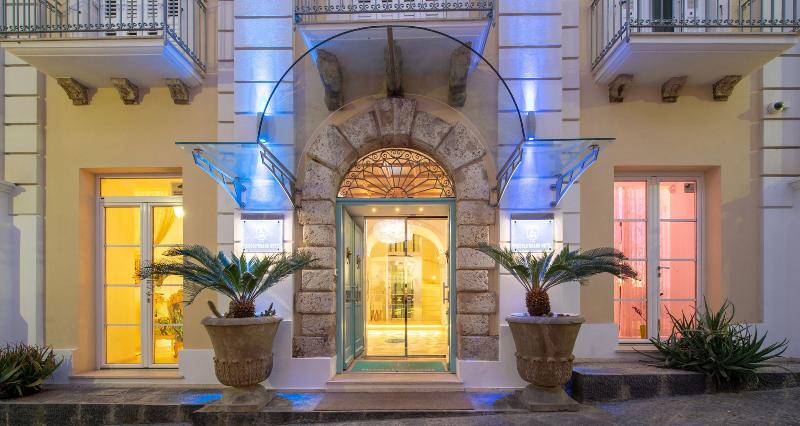 Piccolo Grand Hotel - Genel