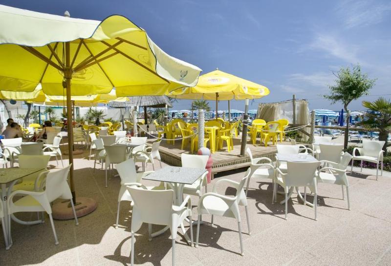 Long Beach Village - Genel