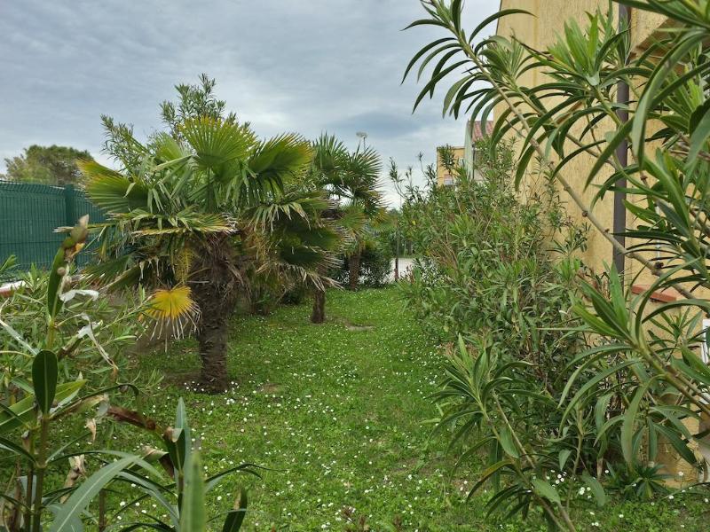 Long Beach Village - Genel
