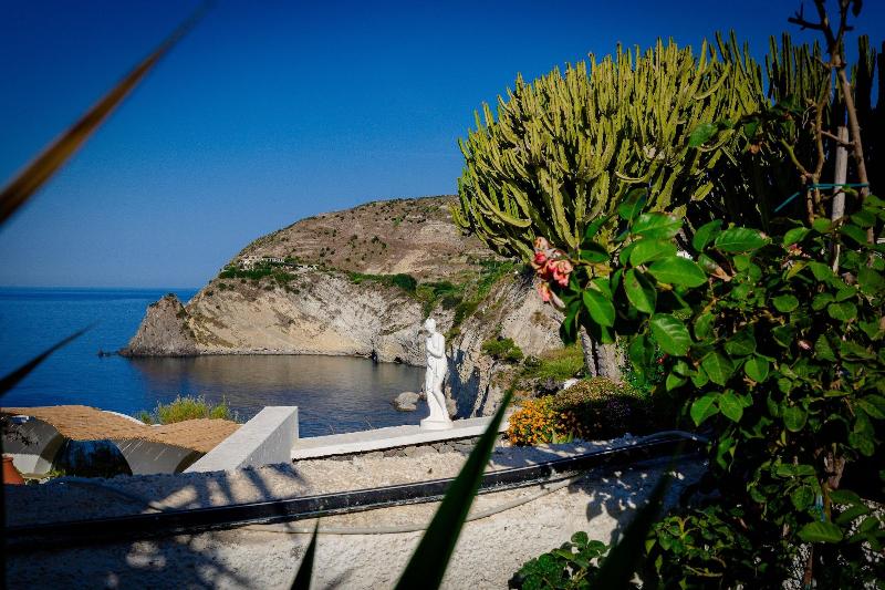 Casa Adolfo - Genel