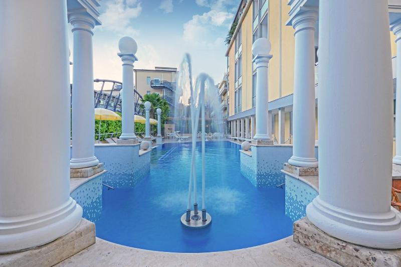 Aurora Terme - Havuz