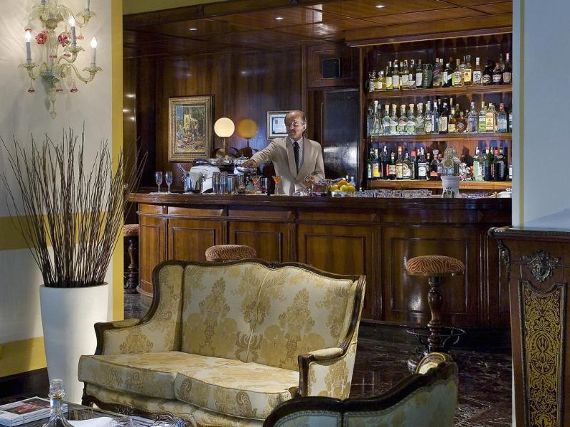 Hotel Universal Terme - Bar