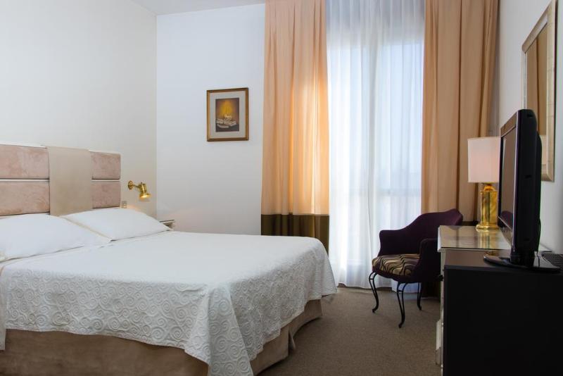 Hotel Universal Terme - Oda