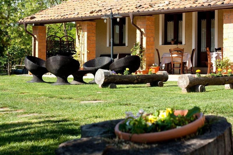 Agriturismo La Rosa Nel Bicchiere - Genel