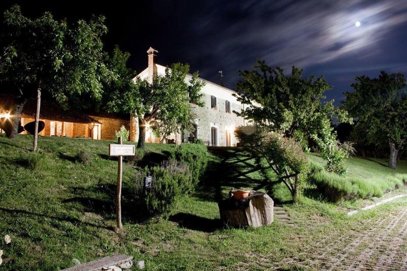 Agriturismo La Rosa Nel Bicchiere - Genel